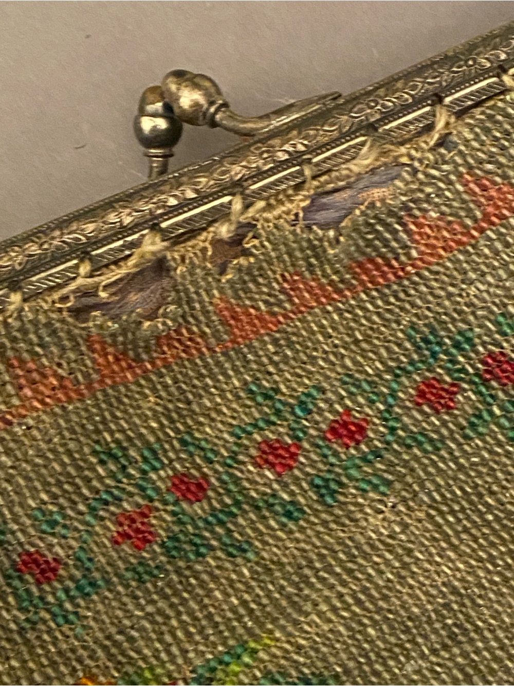 Antique Micro Beaded Floral Purse Victorian Design with Ornate Detail As-Is - Picture 12 of 15